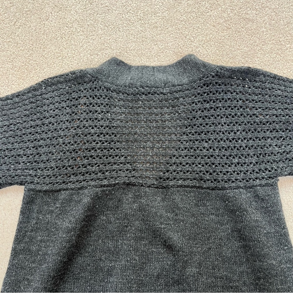 Urban Behavior sweater - Picture 8 of 8